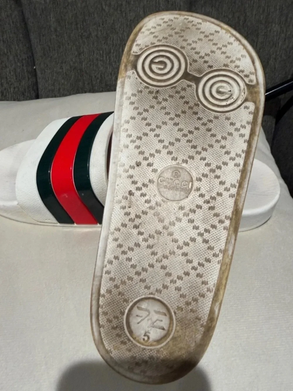 Authentic Gucci white with red and green stripes Slides unisex- womens size 5
